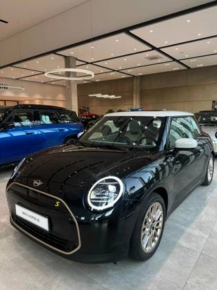 MINI COOPER 49,2 KW ELÉTRICO 2P SE MINI COOPER 49,2 KW ELÉTRICO 2P SE
